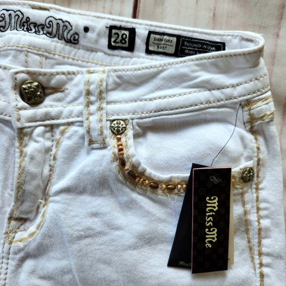 NWT Miss Me "Signature Boot" Bootcut White Jean Beaded Wood | Women's Size 28 - Picture 7 of 14